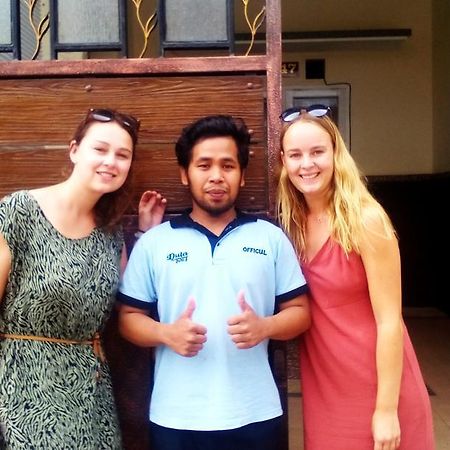 Griya Nelwan Guest House Malang Ngoại thất bức ảnh